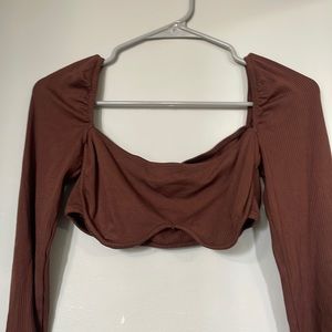 brown long sleeve crop top